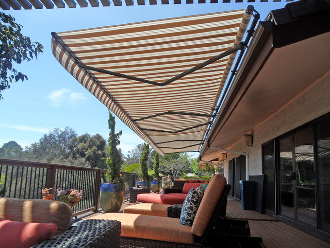 Heavy Duty Waterproof UV Protection Aluminum Open Retractable Awning