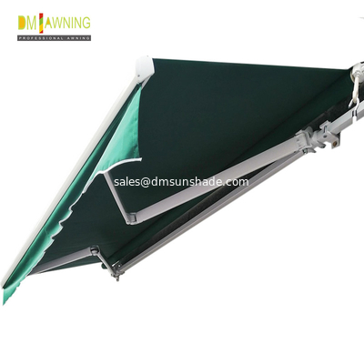 light open retractable awning / Both motor and manual control awning